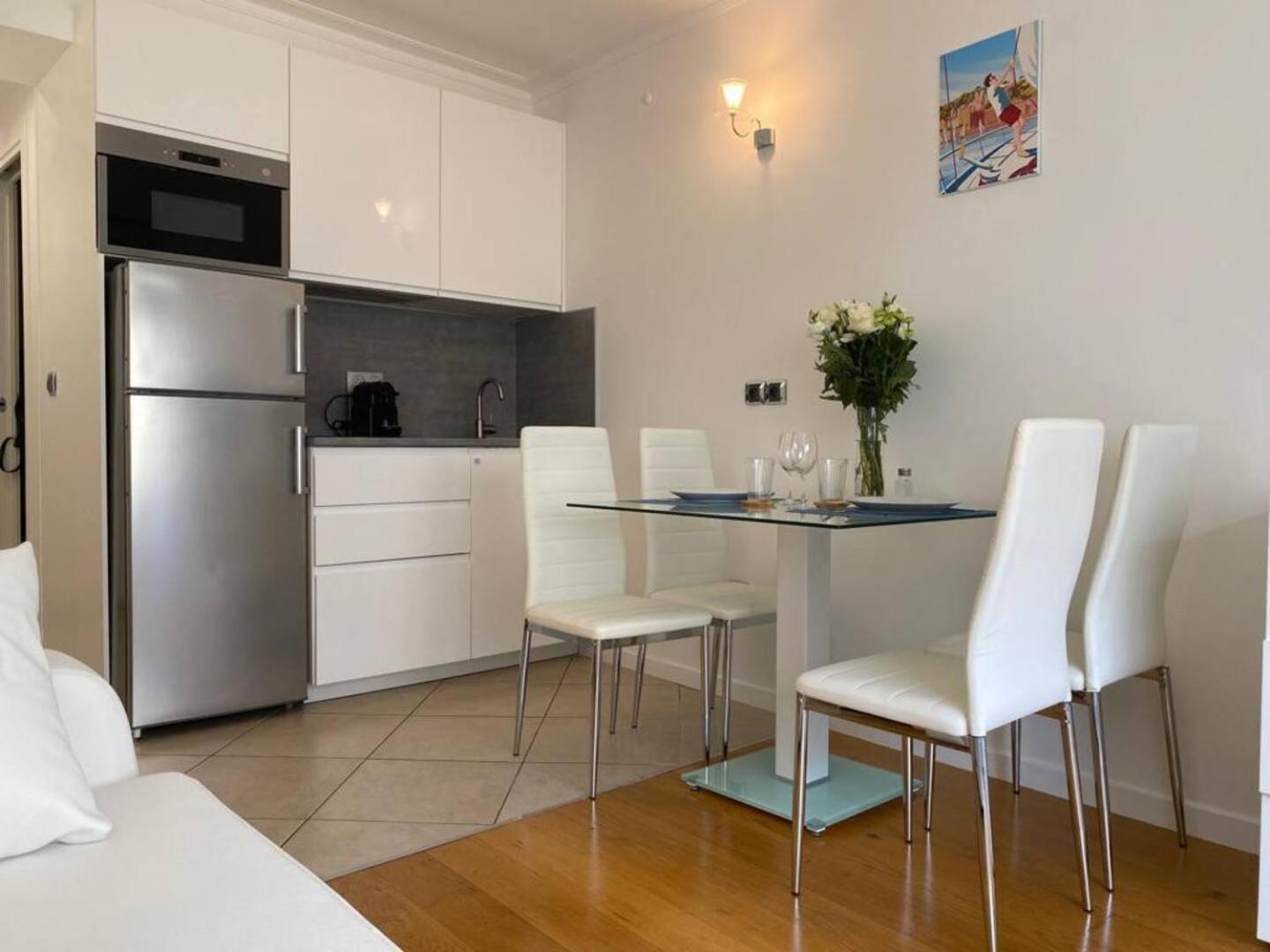 Azur Flat Leilighet *